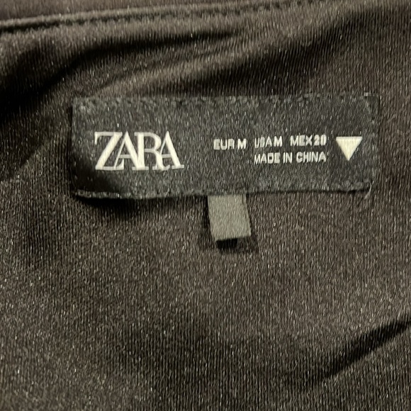 Zara halter top size M fits like small NWOT worn only to post pictures - Picture 5 of 6